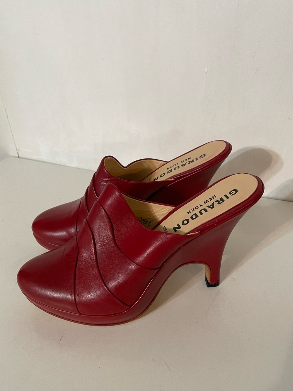 Giraudon New York Leather Mules in Red